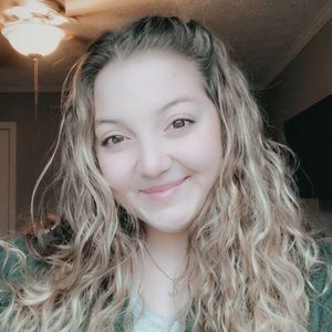 Meet your Posher, Savannah